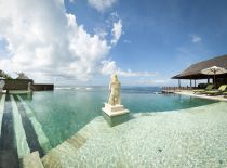 Villa Bayu Gita - Beach Front, Private swimming pool